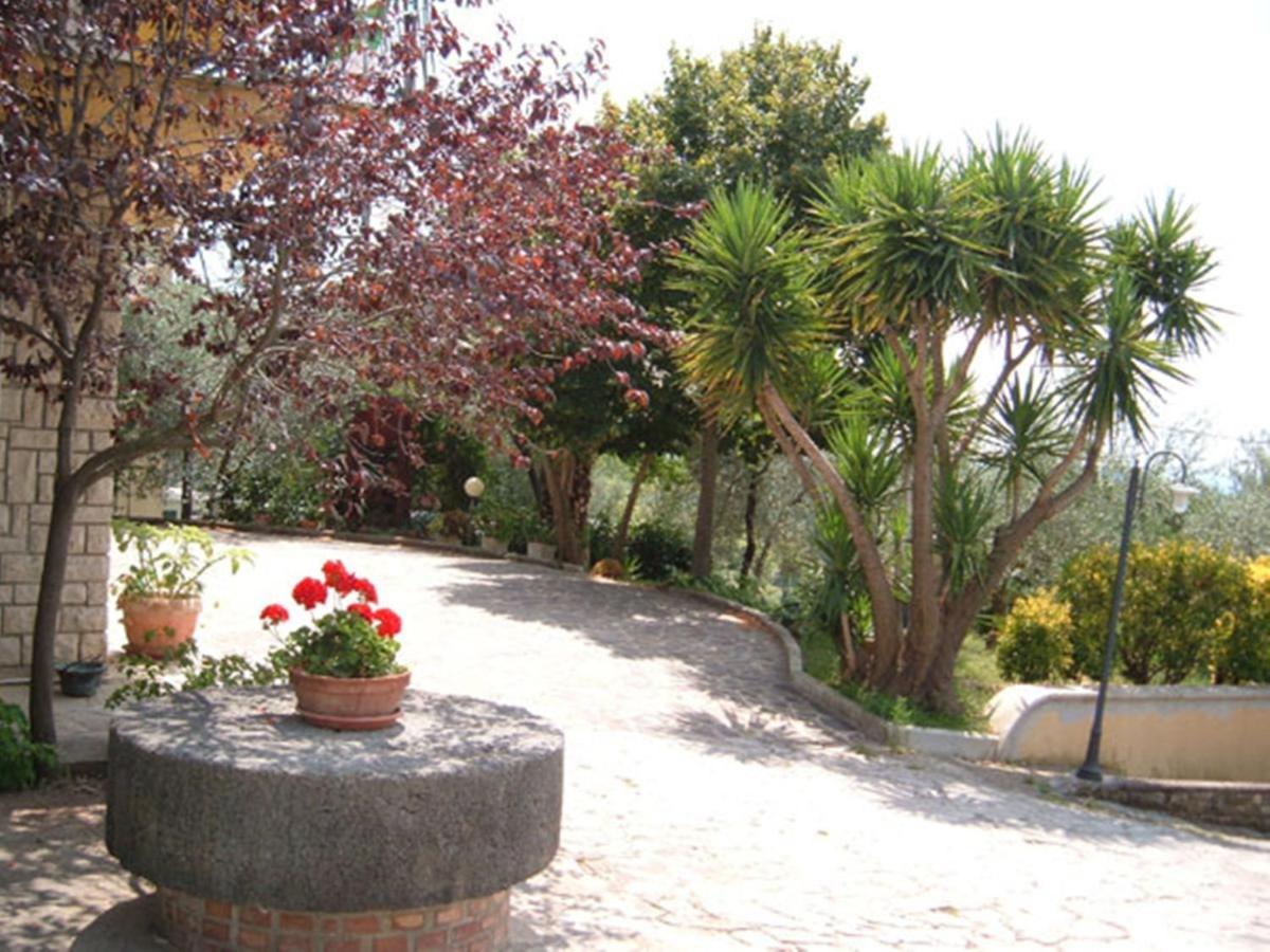Villa L'Uliveto Montebuono  Exterior foto